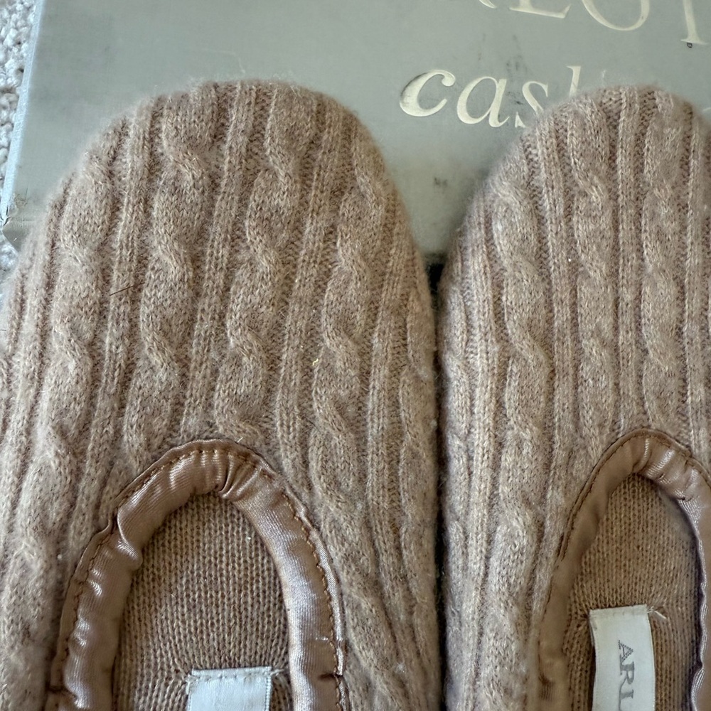 Women's ARLOTTA Tan Cashmere Slippers - Picture 2 of 3